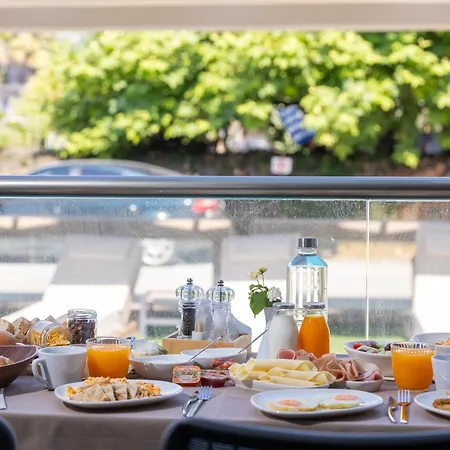 Amalia Deluxe Vrasná