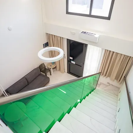 빌라 Amalia Deluxe Vrasná