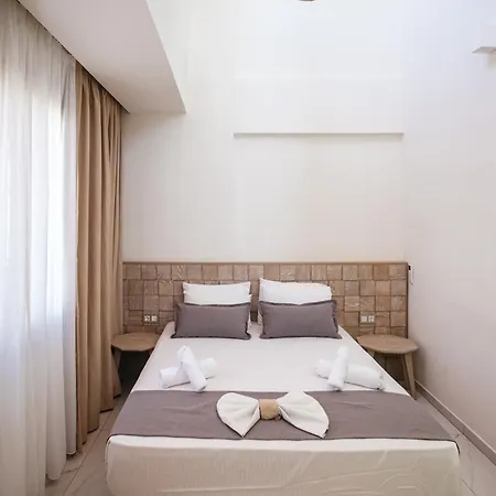 Amalia Deluxe Vrasná