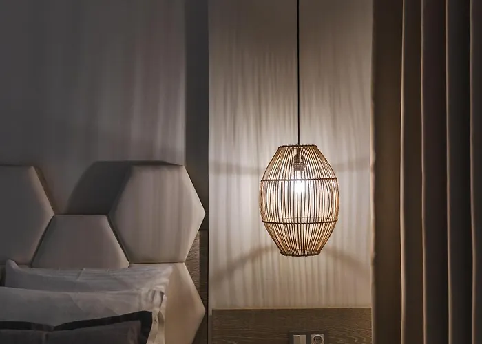 Amalia Deluxe * Vrasná