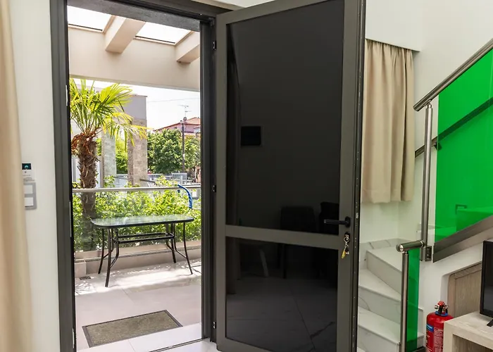 Amalia Deluxe * Vrasná