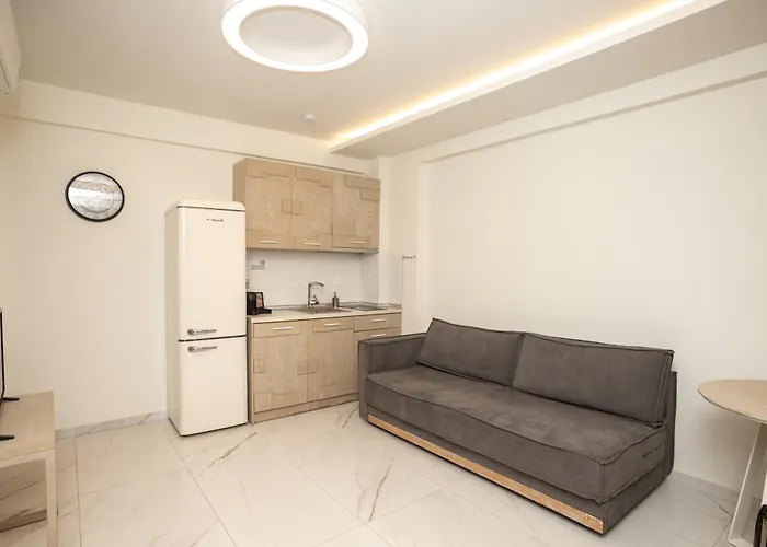 Amalia Deluxe * Vrasná